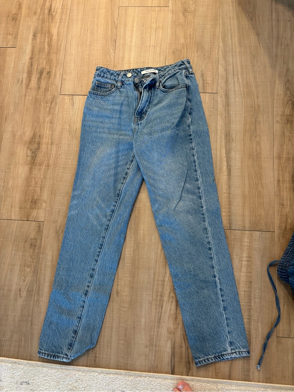 PacSun Women's Light Blue Straight Leg Jeans